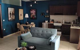 Modern Apartment Near Airport, Port & Beach